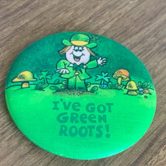 70's Green Roots Irish Pin - Picture 2 of 6